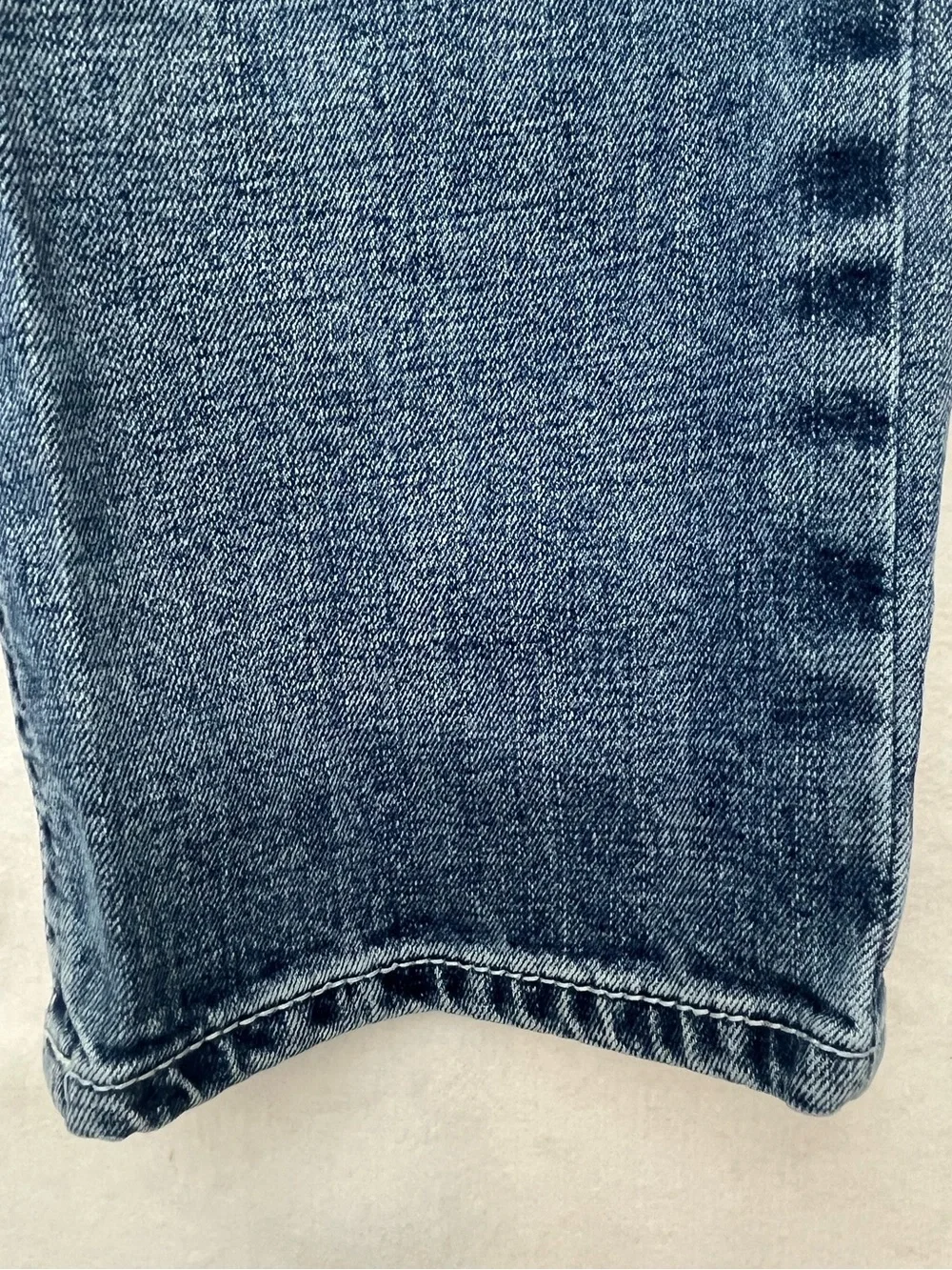 Ariat M2 Mens Traditional Relaxed Boot Cut Medium Wash Distressed Jeans 36x34